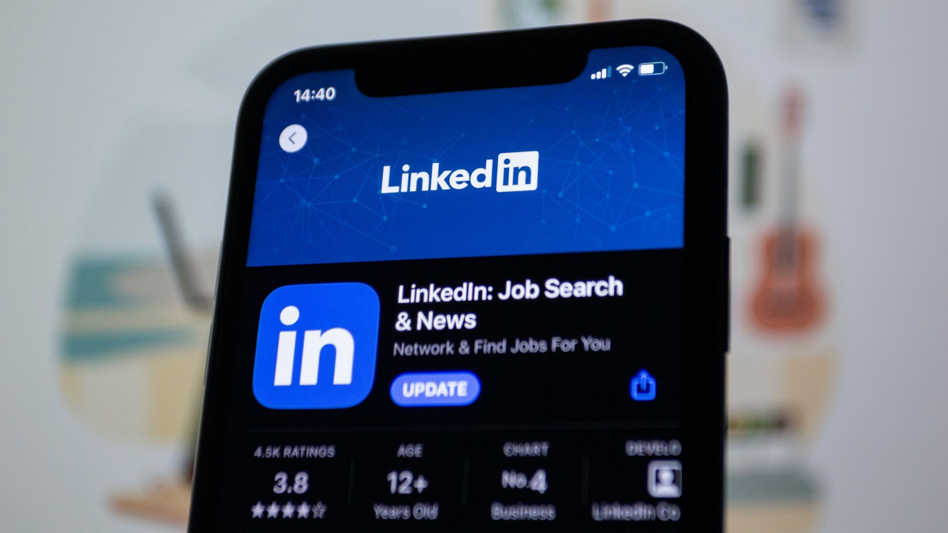 khung gio vang dang bai tren linkedin